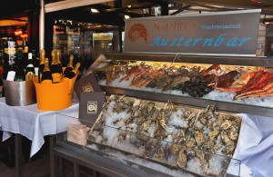 Die Austernbar - jetzt nur noch ein Glas Champagner ! - Nautilus - Wien