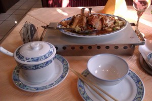Huhn mit Rind und gebratenem Schweinefleisch, versch. Gemüse - China Restaurant 5 Sterne - Wels