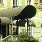 Das Eingangsprotal zum Gasthof Pfleger - Gasthof Pfleger - Graz