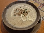 Hühnereinmachsuppe mit Bröselknödel zum Majoranfleisch - Renzenhof - Kaumberg