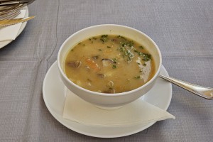 Badener Eck - Erdäpfelsuppe mit Pilzen, sehr natürlich, unkompliziert und gut - Badener Eck - Baden