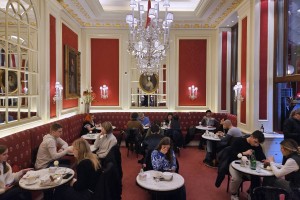 Café Sacher - der rechte Salon - Fürstliches Ambiente