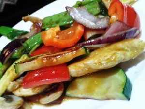 Klee Wok - Teppanyaki (Curry-Huhn, viel Gemüse und Mango-Sauce) - Asia Restaurant Klee Wok - Wien