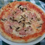 Pizza Prosciutto e Funghi - Federico ll - Wien