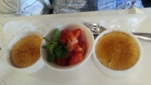Creme brulee vom Spargel und von der Vanille mit Erdbeersalat - Gasthof Böck - Roter Hahn - Sankt Pölten