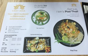 Visitenkarte als Platzset - Easy Asia - Graz