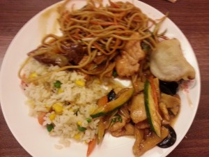 Chinesische Speisen vom Buffet - Kota Radja Wok - Wiener Neudorf