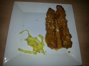 Satay Chicken
Curry Hühnerspieß mit Erdnußsauce - Lee´s Wok - Wien