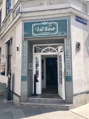 Der Außenauftritt des Lokals - Via Toledo - Wien