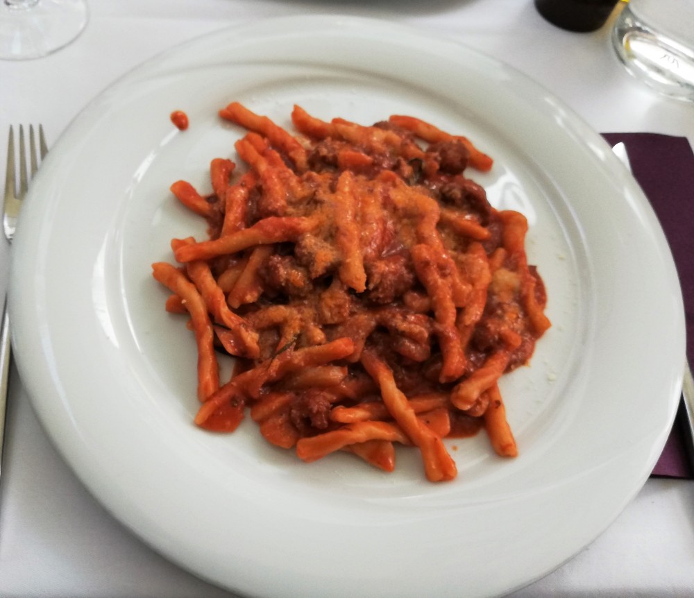Strozzapreti mit Salsiccia, grandios! - Osteria Dal Toscano - Wien