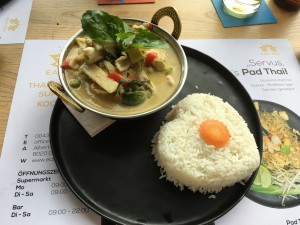 Gaeng Khia Wan - Grünes Hühnerfleischcurry - Easy Asia - Graz