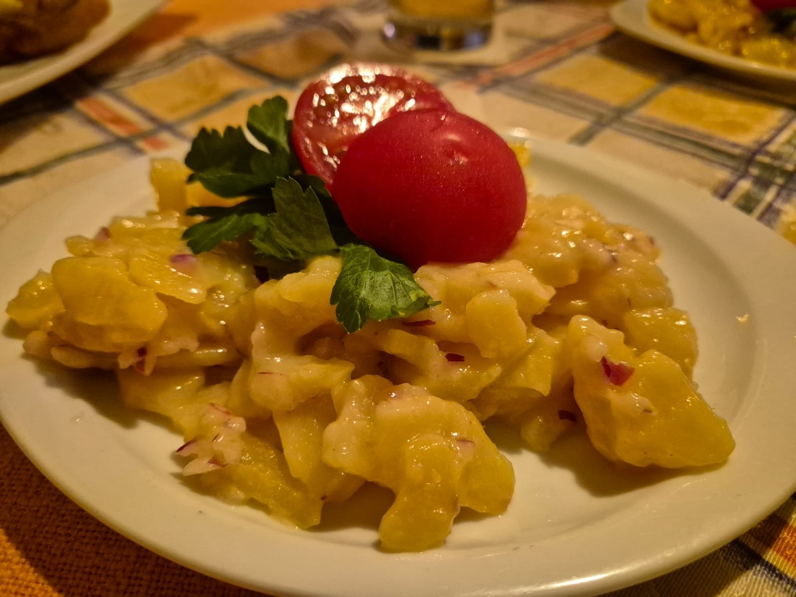 Spitzen Erdäpfelsalat zum Menü - Renzenhof - Kaumberg
