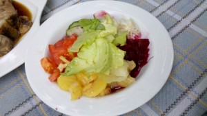 salat als beilage - Oberlaaer Dorf-Wirt - Wien