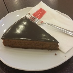 Schoko Mousse Torte - Kurkonditorei Oberlaa - Wien