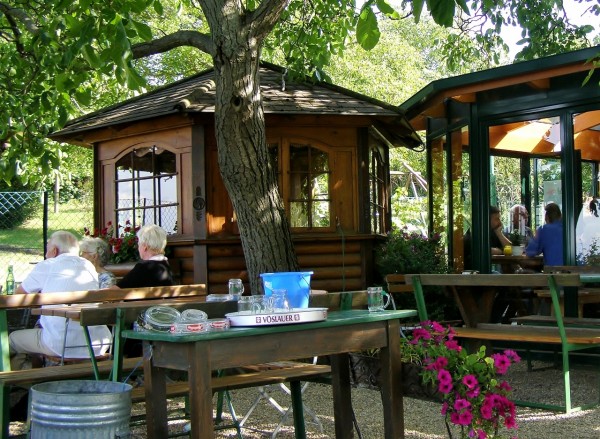 Gastgarten mit Pavillon - Sirbu Hans - Wien