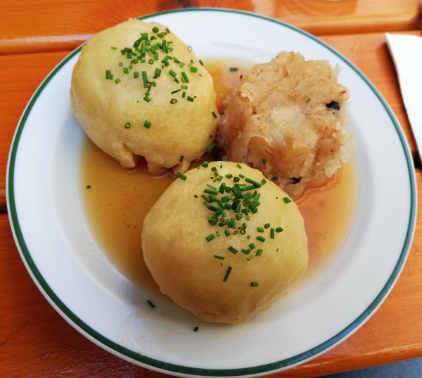 Grammel- und Selchfleischknödel - Weinbau Laimer - Langenzersdorf