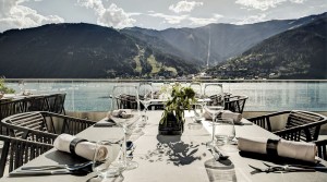 Lassen Sie sich im Restaurant „SEENSUCHT“ oder auf der Seeterrasse „SEE LA ... - SEENSUCHT - Restaurant am Zeller See - Zell am See/Thumersbach