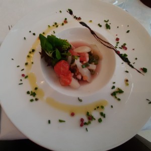 Der Spargel-Shrimps-Salat enttäuschte. Weder die Shrimps noch der Spargel ... - Restaurant Tuttendörfl  - Korneuburg