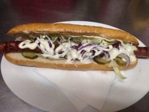 30cm Hot Dog - American "King Cadillac" Diner - Graz