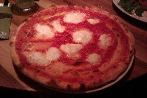 Pizza Margherita (Büffelmozzarella)