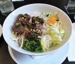 Bo Nuong Banh Hoi - gedämpfte Reisnudeln mit gegrilltem BIO Rindfleisch, ... - VINA - Graz