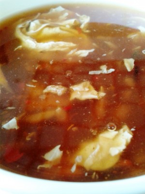 Zhong Xin 1060 - Pikant-Saure Suppe (Vorspeise Menü)