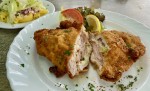 Cordon-Bleu-Variante - reichlich gefüllt mit Speck, Schinken, Emmentaler & ... - Pachler´s Sporttreff - Wien