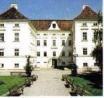 Rathaus mit Rathausstube von der Straßenseite - Rathausstube - Bad-Vöslau