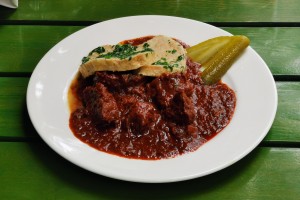 Glacis Beisl - Rindsgulasch - sehr gut - brave Leistung! - Glacis Beisl - Wien