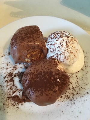 Profiteroles, molto bene! - ZANONI & ZANONI - Wien