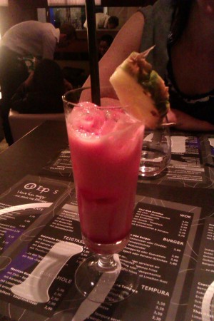 Coconcut Cream mit Erdbeer, Ananas.... - M Lounge - Wien