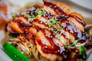 Lachs Teriyaki mit Wok Gemüse - Temaya - Wien