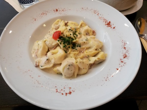 Tortelloni con Prosciutto - La Piazza - Seiersberg