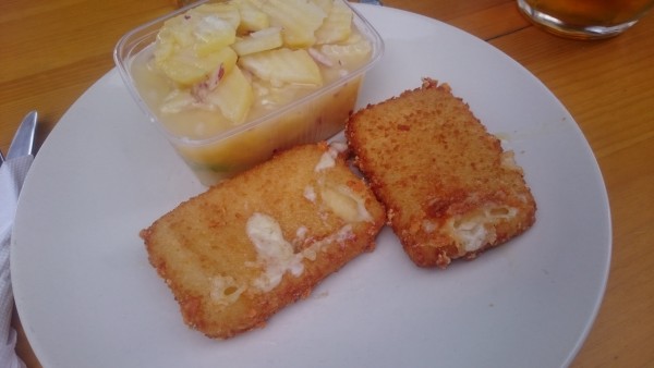 gebackener Emmentaler mit Erdäpfelsalat - Der Stark'e Imbiss - Wien