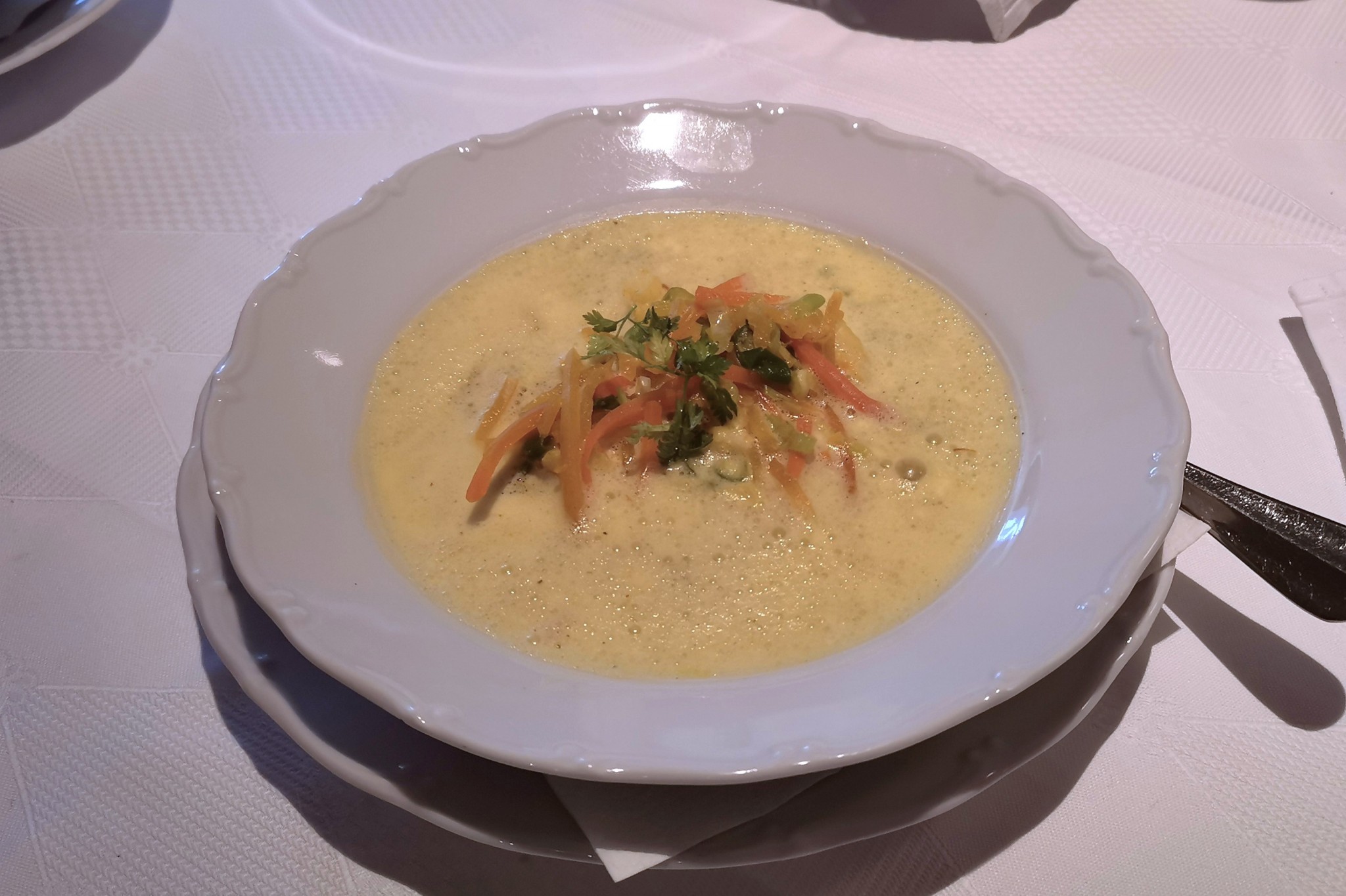 Sodoma - Fischsuppe- naja, das ginge besser - Gasthaus Sodoma - Tulln