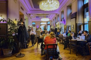 Café Westend - Abendstimmung - Barbetrieb ab 17 Uhr - Café Westend - Wien