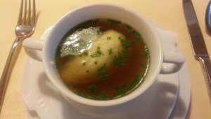 Griesnockerlsuppe