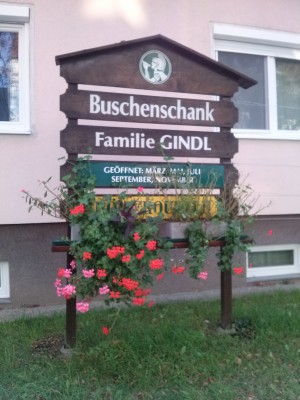 Buschenschank Tafel - Weingut & Buschenschank C & G Gindl - Obersdorf