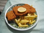 Wienerschnitzel mit Pommes - Alpengasthof Scheikl - Veitsch