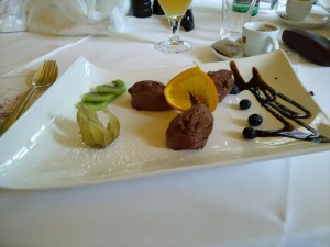 Mousse di Cioccolato - 
Mousse aus dunkler Schweizer Bourbon-Schokolade