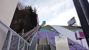 warten auf dem Lift - Bergisel Sky - Innsbruck