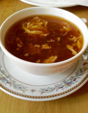 Zhong Xin 1060 - Pikant-Saure Suppe (Vorspeise Menü)