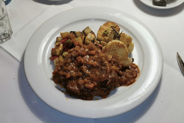 Ofenloch - Genießermenü 3. Gang - Ossobuco vom Kalb - ausgezeichnet - Ofenloch - Wien