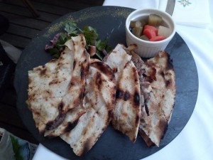 Arayes Kafta (gegrilltes Hackfleisch im Fladenbrot) - EUR 7.20 - eine ... - Elissar - Wien