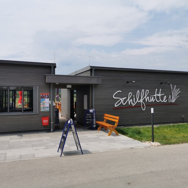 Lokaußenansicht  Eingangsbereich 08/2020 - Schilfhütte - Wien
