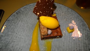 Schokolade, Mango, Haselnuss 