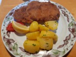 Cordon Bleu mit Salat und Beilage 12,20