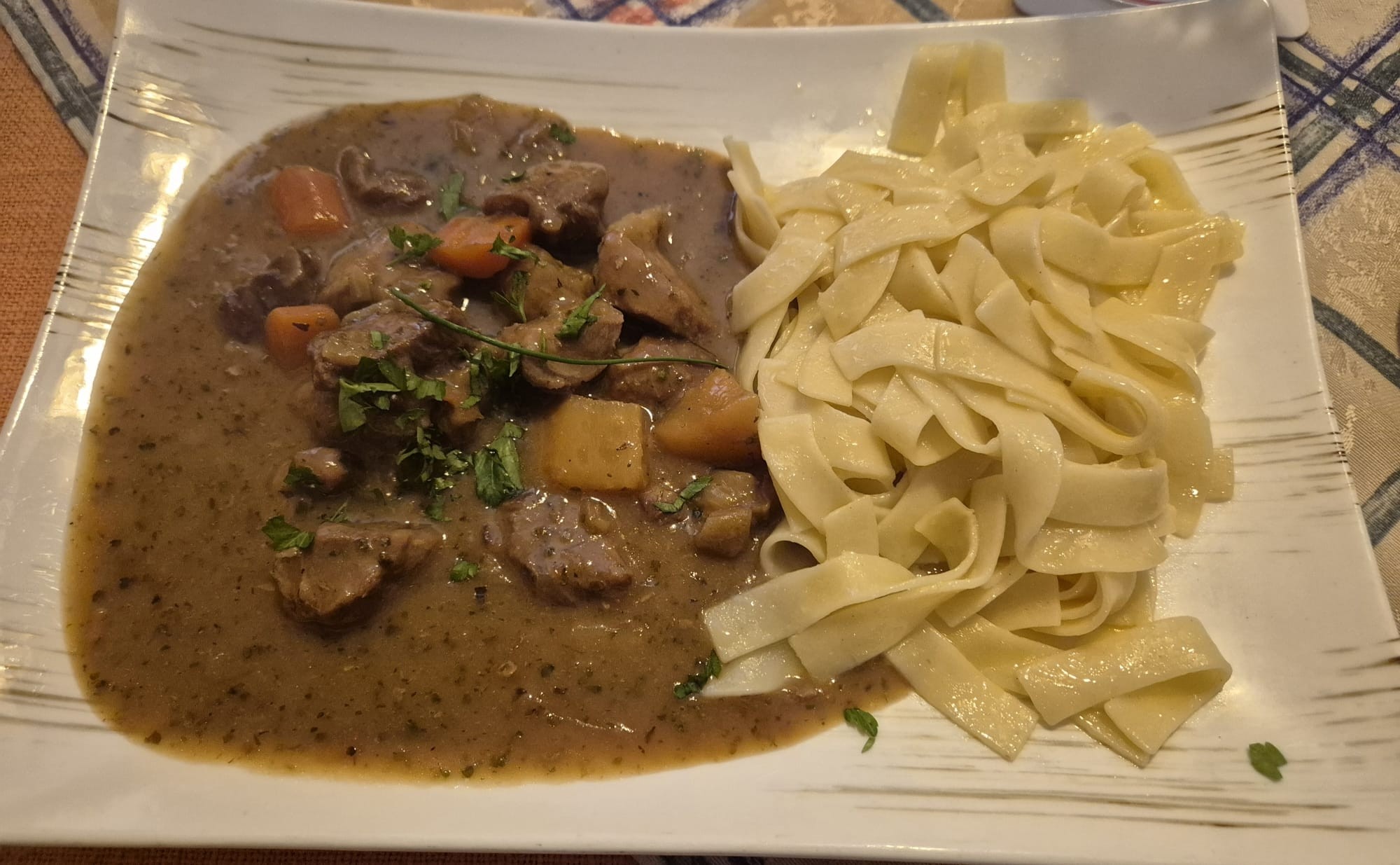 Majoranfleisch + Suppe + Salat 11,50 - Renzenhof - Kaumberg