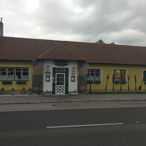 Lokalaußenansicht - Gasthaus Frank - Gerasdorf