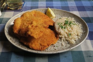 Gasthaus Quell - Schnitzerl mit Reisbeilage - Durchschnitt - Gasthaus Quell - Wien